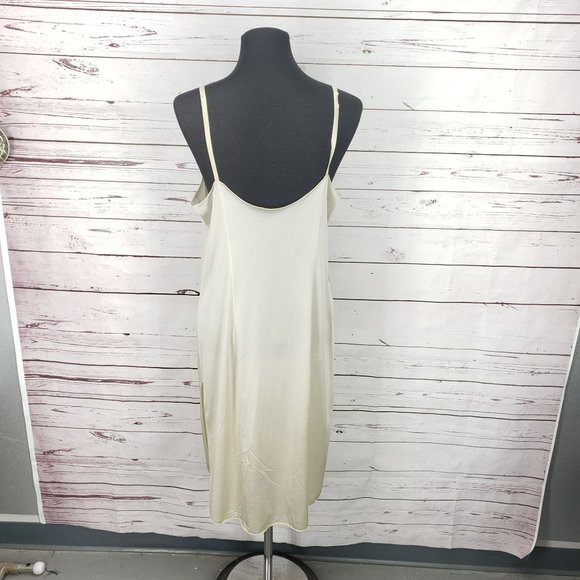 VANITY FAIR Women's Vintage Intimates Cream Off White Nylon Double Side Slit Sli - Picture 4 of 9